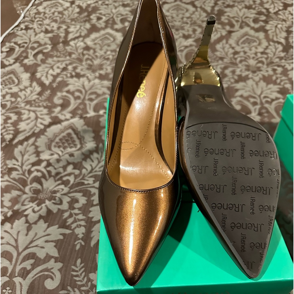 J.Renee Bronze Patent Leather size 11W heels